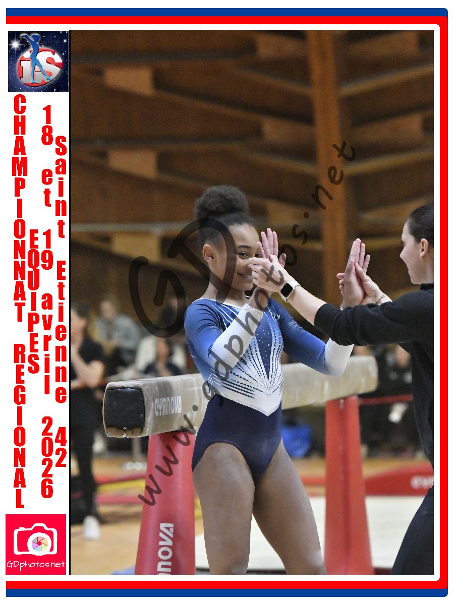 1136370