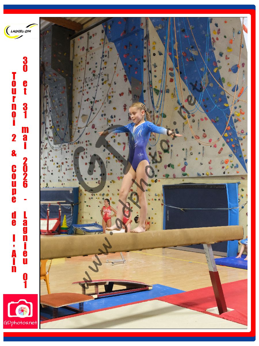 4564251